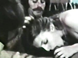 Peepshow Loops 389 1970s - Scene 4