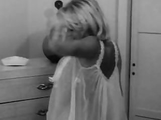 Morning Routine of Pretty Babe