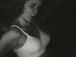 Softcore Nudes 554 40's and 50's - Scene 8