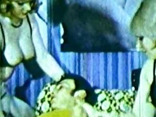 Peepshow Loops 208 70s and 80s - Scene 3