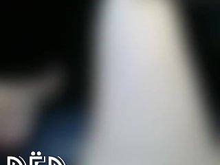 YO, EN MI AUTO EN LA PLAYA JUGANDO CON UN