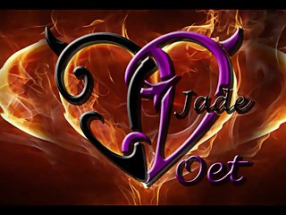 Jade Doet fucked on beach by a black